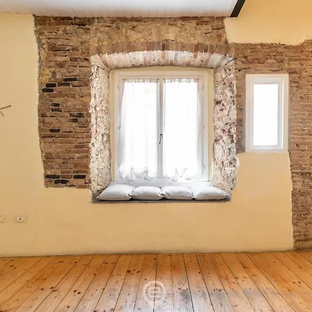 Laura's - Oldtown Apartment Cagliari