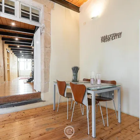 Apartment Laura's - Oldtown Cagliari