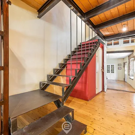 Laura's - Oldtown Apartment